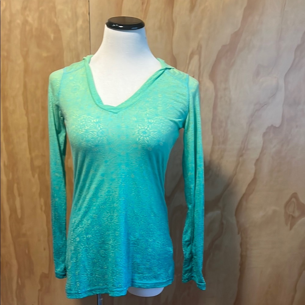 Athleta Yellow-Green Fitted Long Sleeve Hoodie